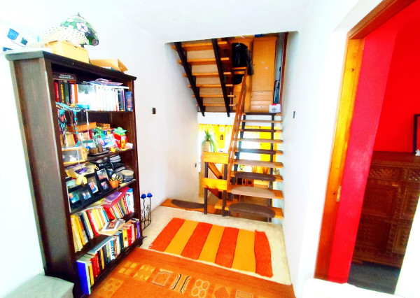 REZERVOVANÝ - Priestranný dom v obľúbenej Hidasnémeti, 3km od hranice