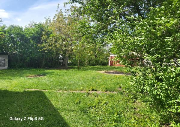 Úžasná záhrada, dobrá lokalita, menší dom v MÉRA