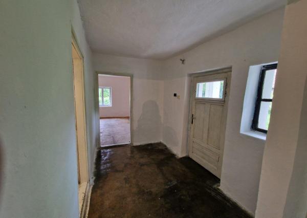 Úžasná záhrada, dobrá lokalita, menší dom v MÉRA