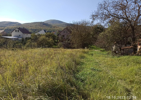 STAVEBNÝ POZEMOK V HOLLÓHÁZA, nové IS