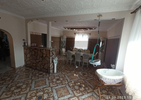 Veľkorysý 4i. TEHLOVÝ rodinný dom v MÉRA