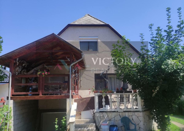 Pekný 5-izbový rodinný dom v Encs