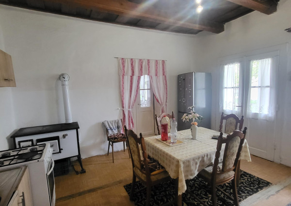 Menší domček v Tornyosnémeti, 1km za hranicou