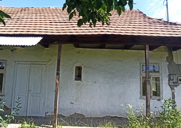 Menší domček v Tornyosnémeti, 1km za hranicou