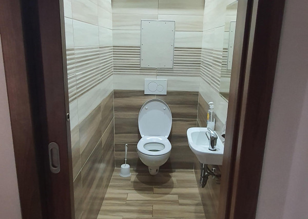 NADŠTANDARDNÝ RODINNÝ DOM PO KOMPLETNEJ REKONŠTRUKCII – GÖNC, len 30 min. od Košíc!