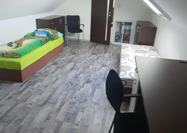 NADŠTANDARDNÝ RODINNÝ DOM PO KOMPLETNEJ REKONŠTRUKCII – GÖNC, len 30 min. od Košíc!