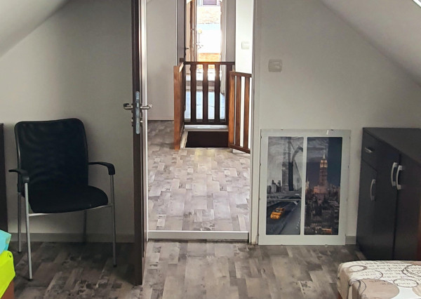 NADŠTANDARDNÝ RODINNÝ DOM PO KOMPLETNEJ REKONŠTRUKCII – GÖNC, len 30 min. od Košíc!