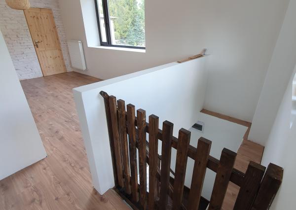 REZERVOVANÝ- EXKLUZÍVNE LEN PRE NÁROČNÝCH HOLLÓHÁZA