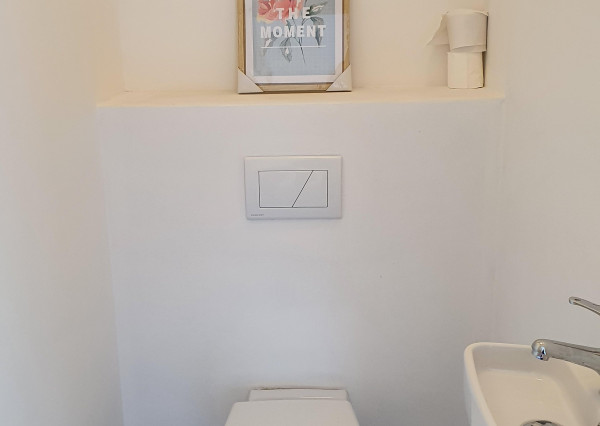 REZERVOVANÝ- EXKLUZÍVNE LEN PRE NÁROČNÝCH HOLLÓHÁZA