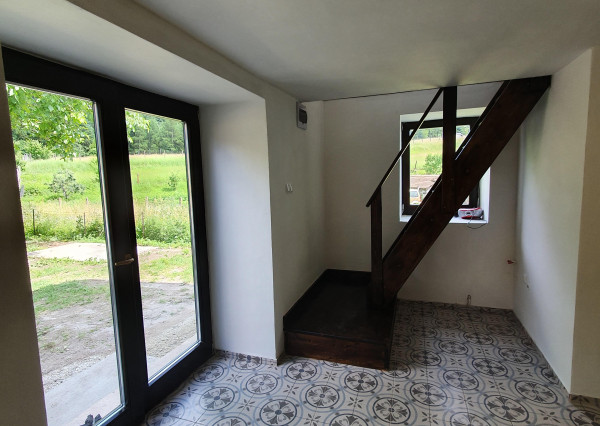 REZERVOVANÝ- EXKLUZÍVNE LEN PRE NÁROČNÝCH HOLLÓHÁZA