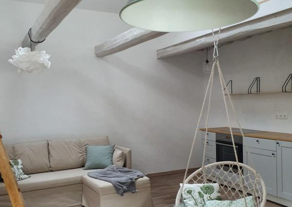 REZERVOVANÉ- ČAROVNÝ A UNIKÁTNY - NOVO ZREKONŠTRUOVANÝ DOM V HOLLÓHÁZA