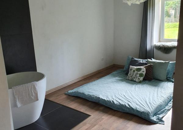 REZERVOVANÉ- ČAROVNÝ A UNIKÁTNY - NOVO ZREKONŠTRUOVANÝ DOM V HOLLÓHÁZA