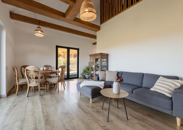 Dom pod lesom s panorámou, 2700 m2 pozemok