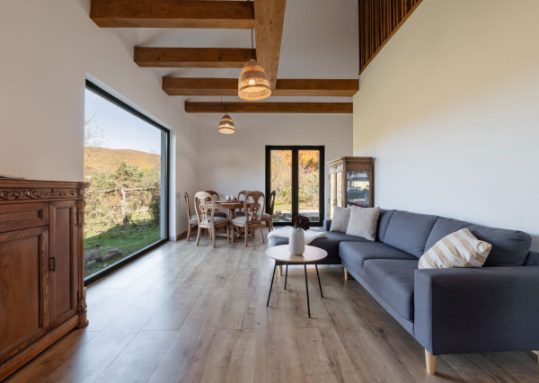 Dom pod lesom s panorámou, 2700 m2 pozemok