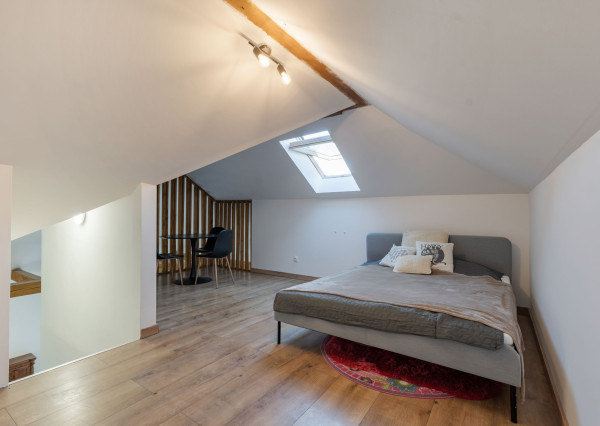 Dom pod lesom s panorámou, 2700 m2 pozemok