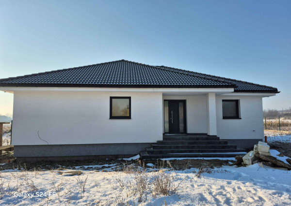 NOVOSTAVBA 4-IZBOVÉHO RD 1 km OD SR HRANICE TORNOSYOSNÉMETI (HU)