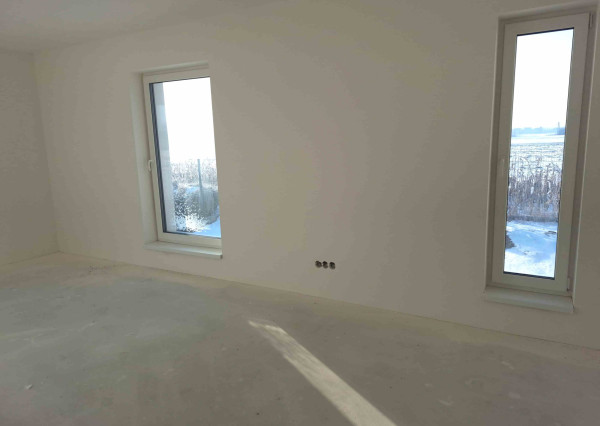 NOVOSTAVBA 4-IZBOVÉHO RD 1 km OD SR HRANICE TORNOSYOSNÉMETI (HU)