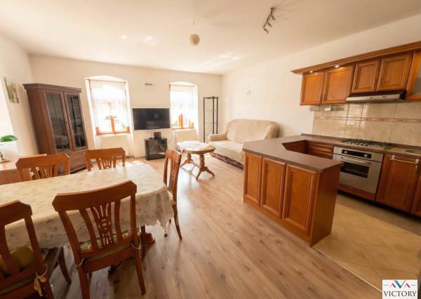 ZREKONŠTRUOVANÝ, GAZDOVSKÝ DOM S GÁNKOM v Méra, Maďarsko