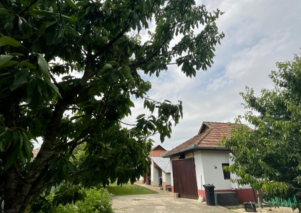 ZREKONŠTRUOVANÝ, GAZDOVSKÝ DOM S GÁNKOM v Méra, Maďarsko