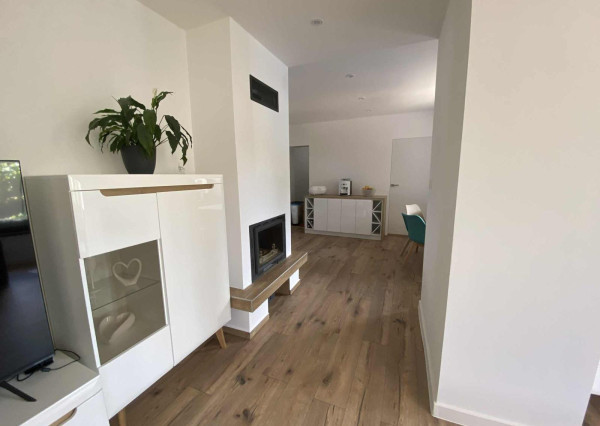 ELEGANTNÉ & NADČASOVÉ - DVOJGENERAČNÝ DOM LEN 25 KM OD KOŠÍC –SÚKROMIE A KOMFORT BEZ KOMPROMISOV