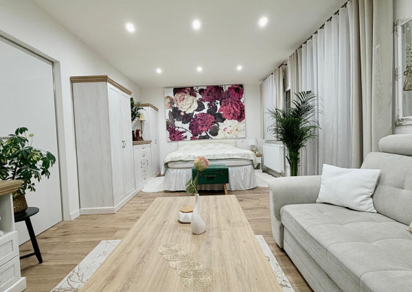 ELEGANTNÉ & NADČASOVÉ - DVOJGENERAČNÝ DOM LEN 25 KM OD KOŠÍC –SÚKROMIE A KOMFORT BEZ KOMPROMISOV