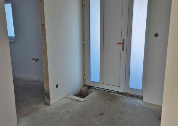 NOVOSTAVBA 4-IZBOVÉHO RD 1 km OD SR HRANICE TORNOSYOSNÉMETI (HU)