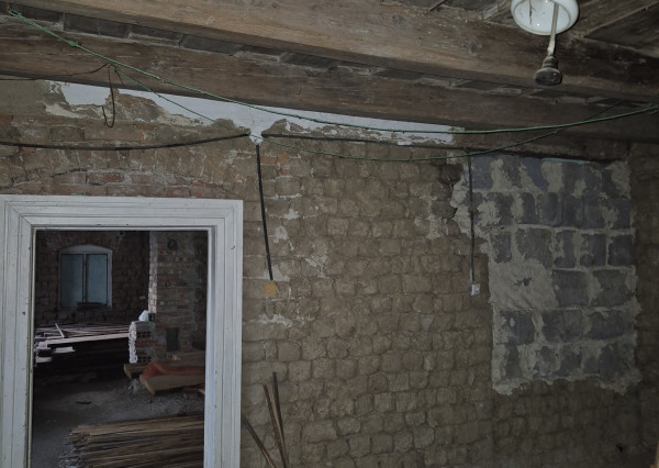 VIDIECKY dom v MÉRA– reality Maďarsko