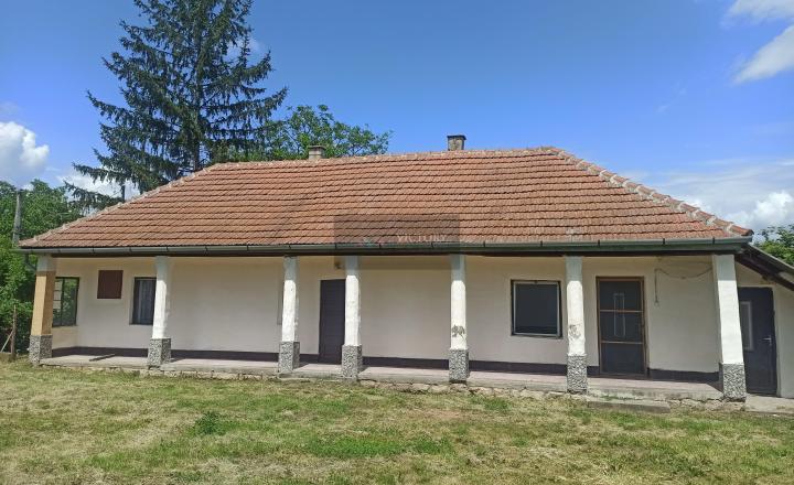 3-izbový gazdovský dom v Maďarsku - Méra - fotografia 1