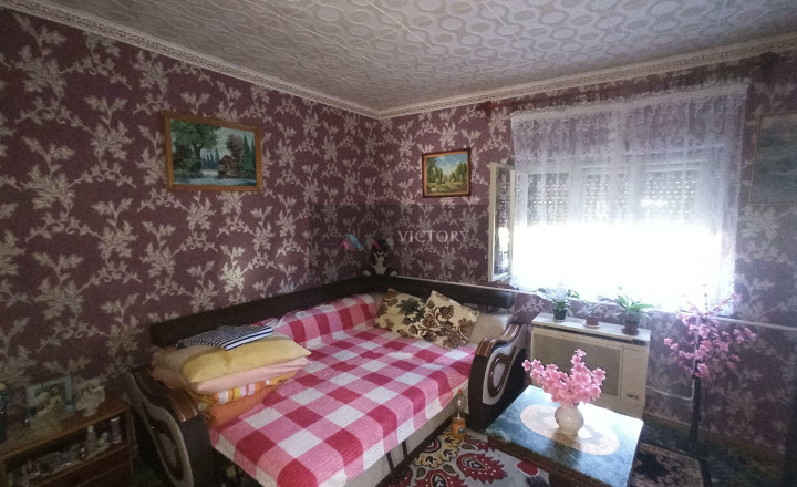 CHALUPA/DOM S VEĽKÝM POZEMKOM – SZALASZEND (IBA 40 MIN. OD KOŠÍC) - fotografia 8
