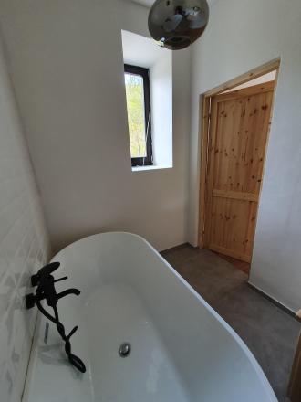 REZERVOVANÝ- EXKLUZÍVNE LEN PRE NÁROČNÝCH HOLLÓHÁZA - fotografia 6