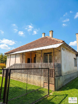 RD v Méra, na peknom pozemku s veľkým potenciálom - fotografia 16