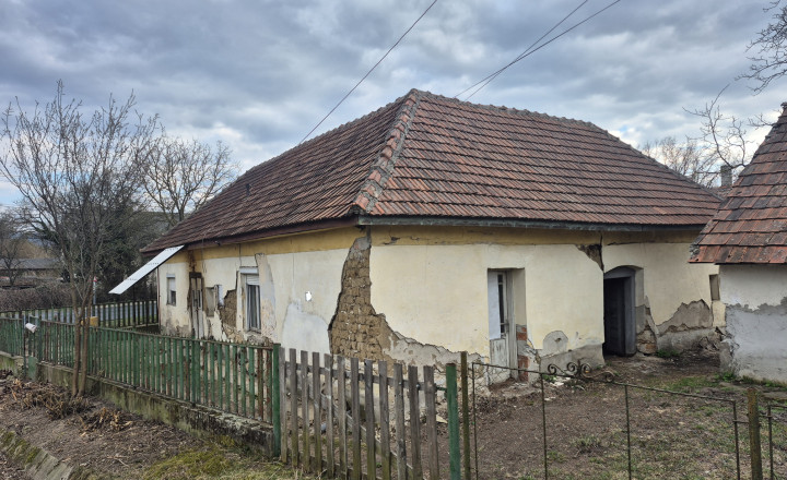 Pozemok s budovou – Hidasnémeti, 25 minút do Košíc - fotografia 1
