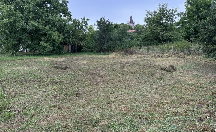 Víkendy môžu patriť Vám v Tornyosnémeti, pozemok + montovaný domček - fotografia 2