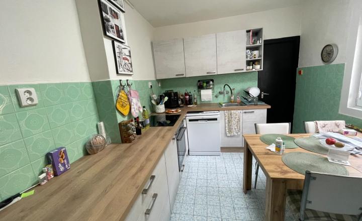 Poschodový RD, 2 kúpeľne, garáž - v objatí prírody HOLLÓHÁZA - fotografia 3