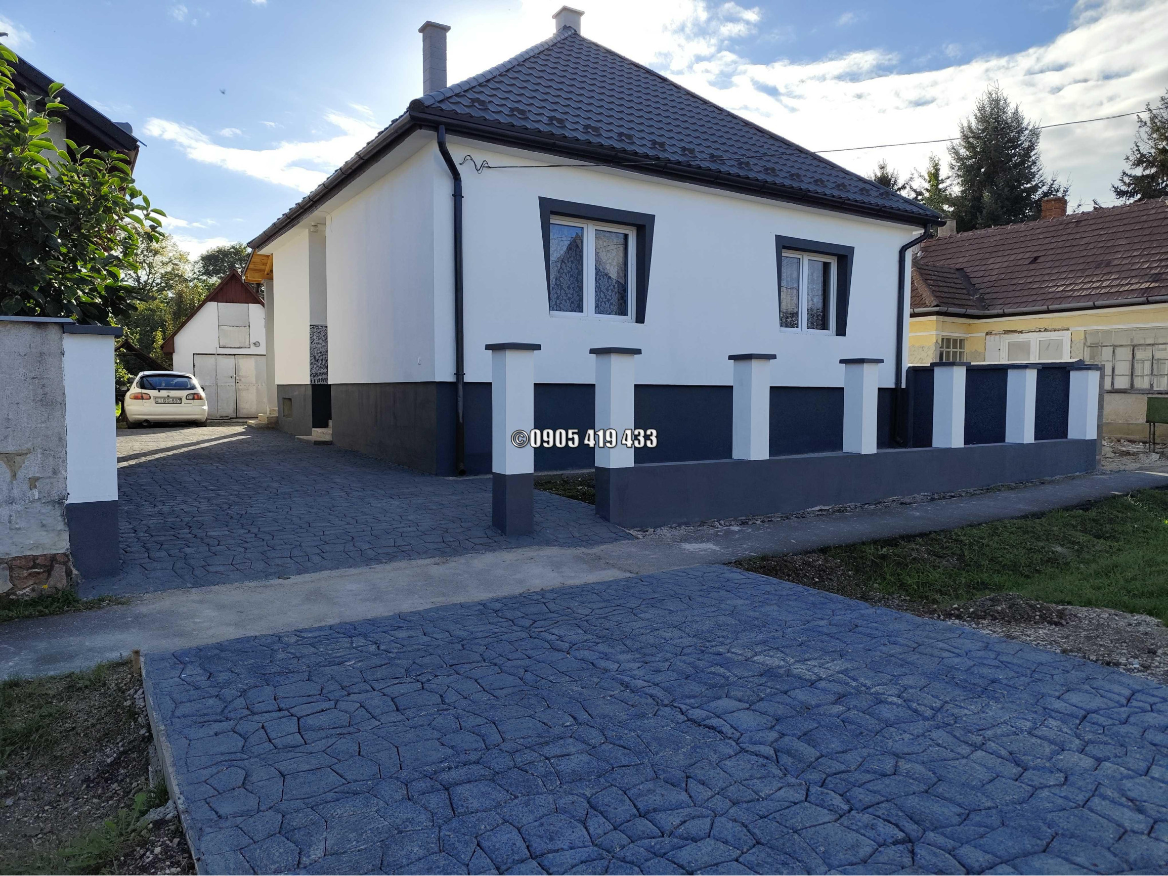 Výborný zrekonštruovaný dom s garážou v Encs