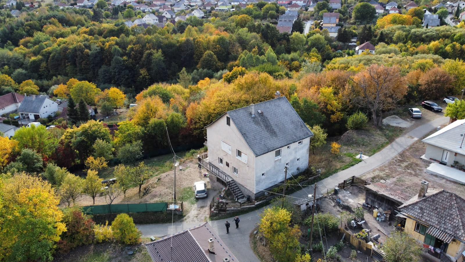 Poschodový RD, 2 kúpeľne, garáž - v objatí prírody HOLLÓHÁZA