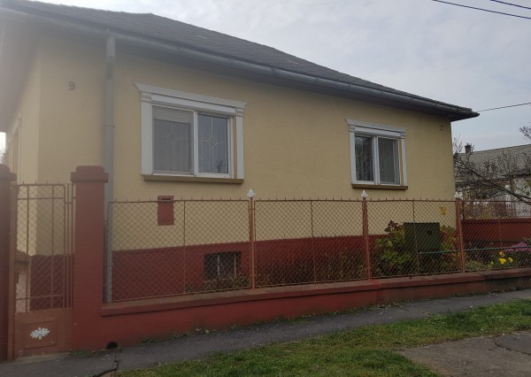 Komfortný dom, vhodný aj na hospodárenie v Tornyosnémeti - Maďarsko