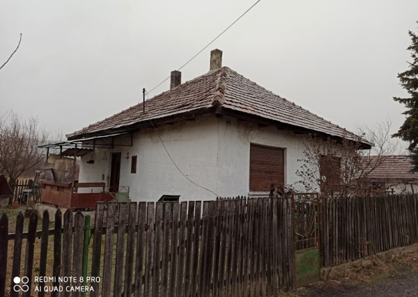 Dom na rekonštrukciu v NAJBLIŽŠEJ obci TORNYOSNÉMETI