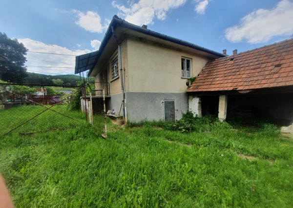 Rodinný dom v ČAROVNEJ TELKIBÁNYA