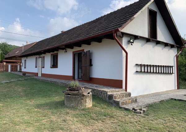 VÝNIMOČNÝ VIDIECKY DOM v najkrajšej časti  TELKIBÁNYA